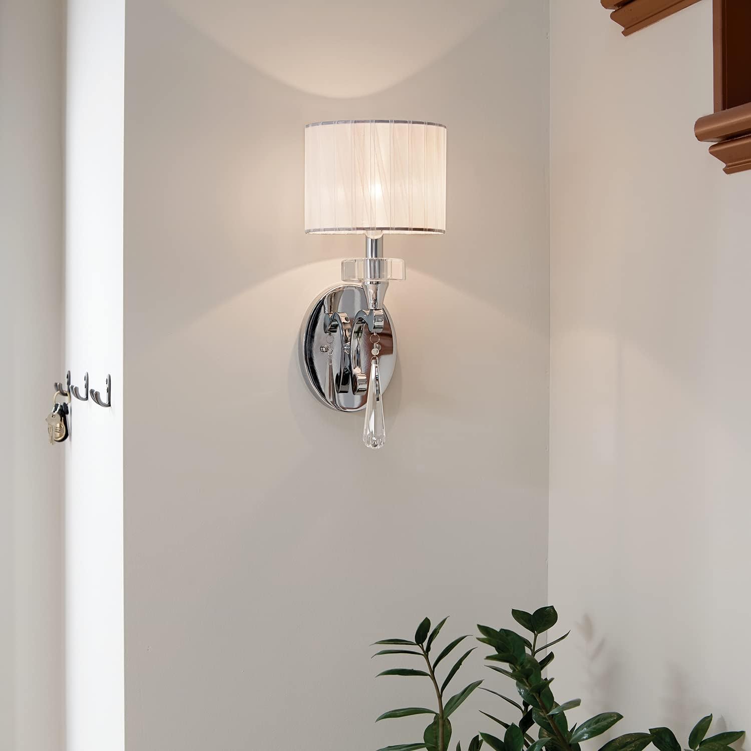 Chrome 1 Light Wall Sconce with Optical Crystal Accents and Organza Fabric U4908