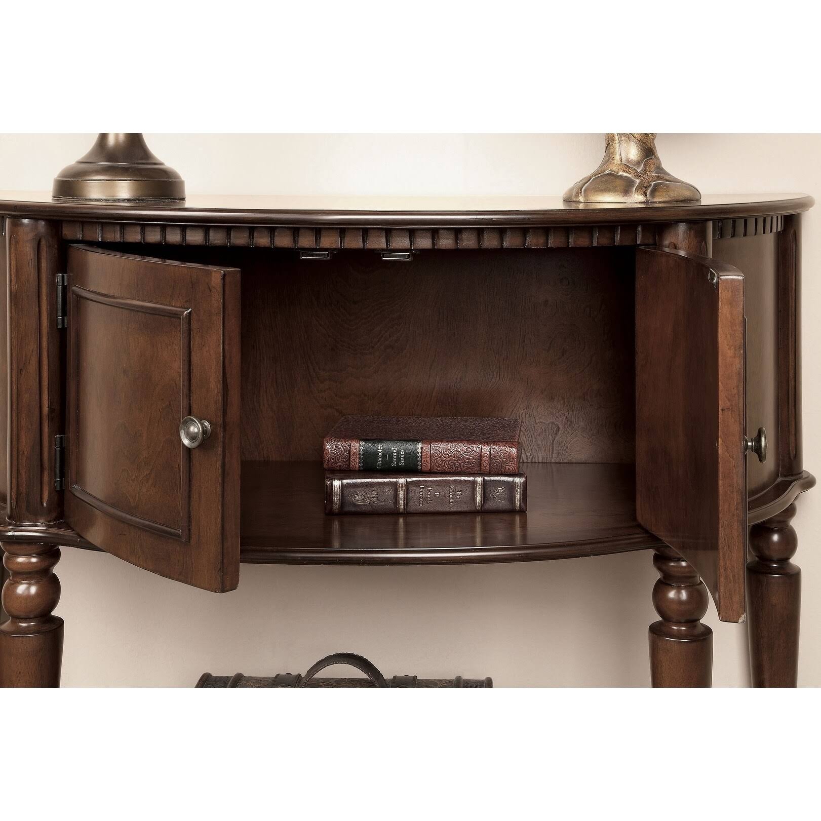 Side Table L2472