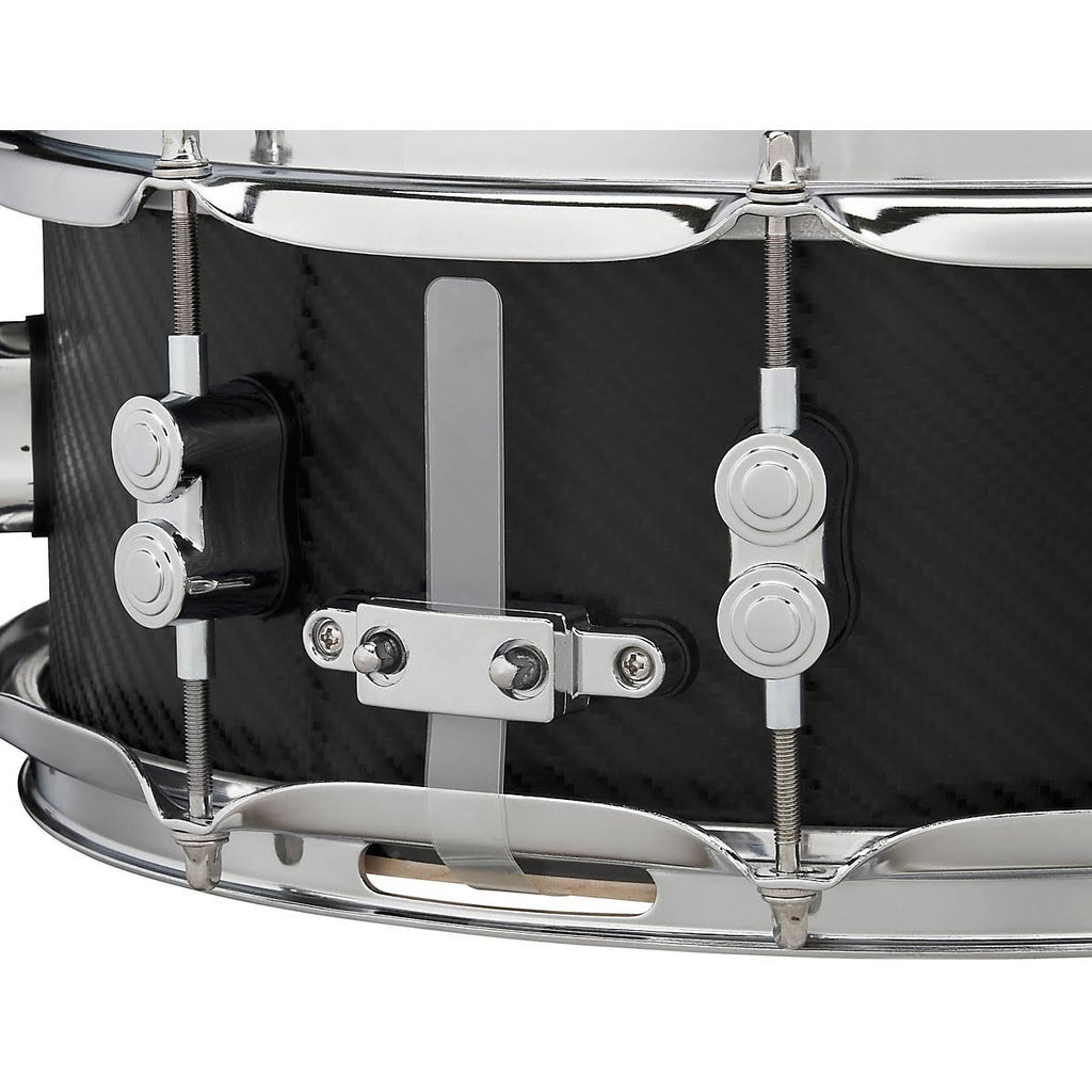 Carbon Fiber Maple Snare Drum with Chrome Hardware 14 x 5.5 in. E466520